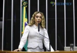 Parlamentares divergem sobre estratégias para combater crimes cibernéticos contra crianças